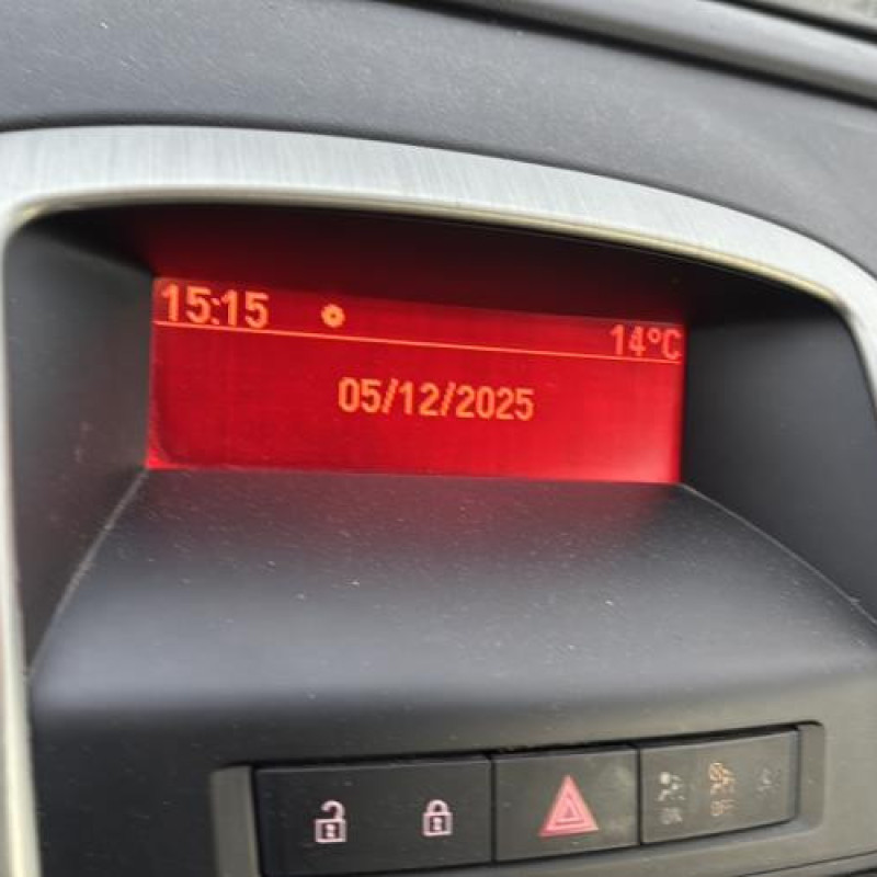 Interrupteur de leve vitre avant gauche OPEL ASTRA J Photo n°20