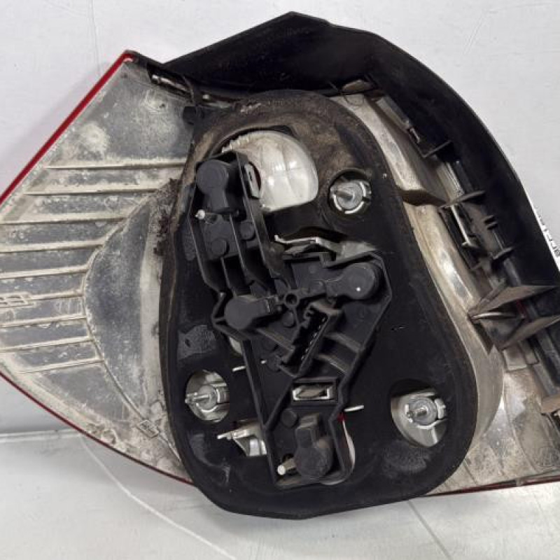 Feu arriere principal droit (feux) BMW SERIE 1 E87 Photo n°3