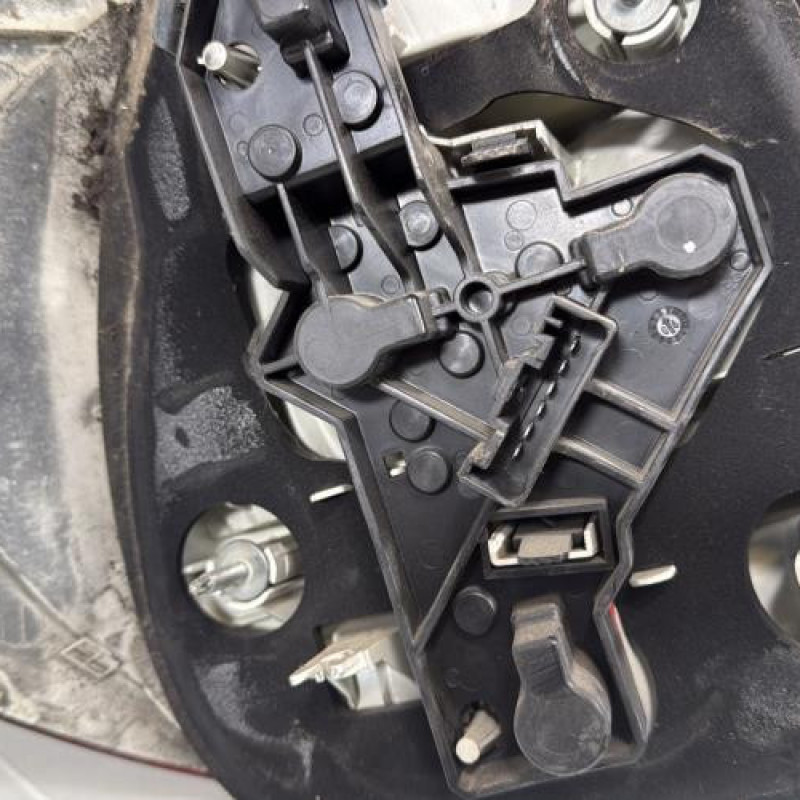 Feu arriere principal droit (feux) BMW SERIE 1 E87 Photo n°4