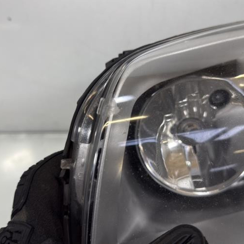 Optique avant principal gauche (feux)(phare) BMW SERIE 1 E87 Photo n°3