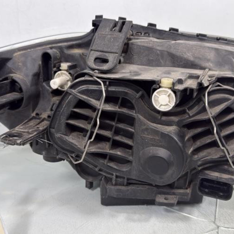 Optique avant principal gauche (feux)(phare) BMW SERIE 1 E87 Photo n°4