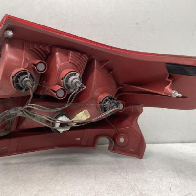 Feu arriere principal droit (feux) SUZUKI SWIFT 3 Photo n°2