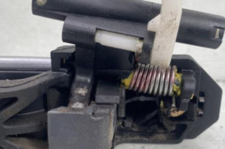 Poignee porte arriere droit SUZUKI SWIFT 3