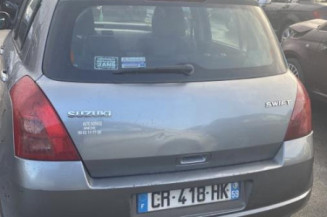 Poignee porte arriere droit SUZUKI SWIFT 3