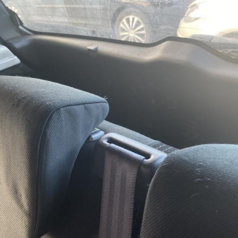 Poignee porte arriere droit SUZUKI SWIFT 3 Photo n°15