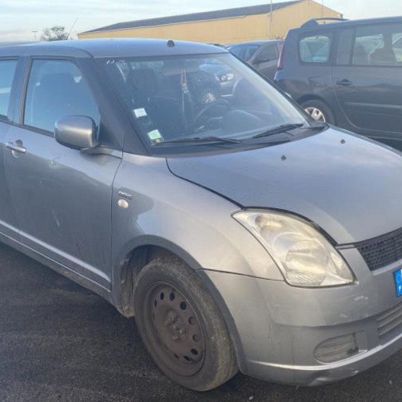 Charniere de capot SUZUKI SWIFT 3 Photo n°5