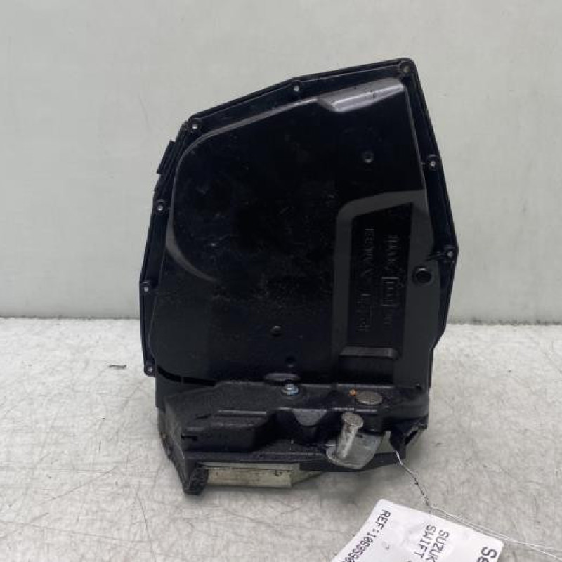 Serrure arriere droit SUZUKI SWIFT 3 Photo n°1