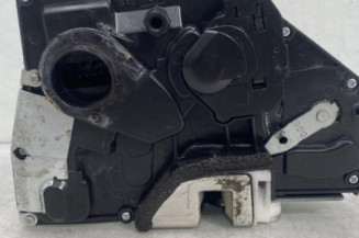 Serrure avant gauche SUZUKI SWIFT 3