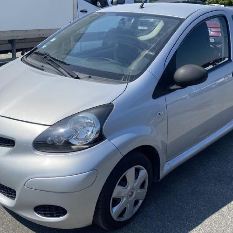 Leve vitre mecanique avant gauche TOYOTA AYGO 1 Photo n°7