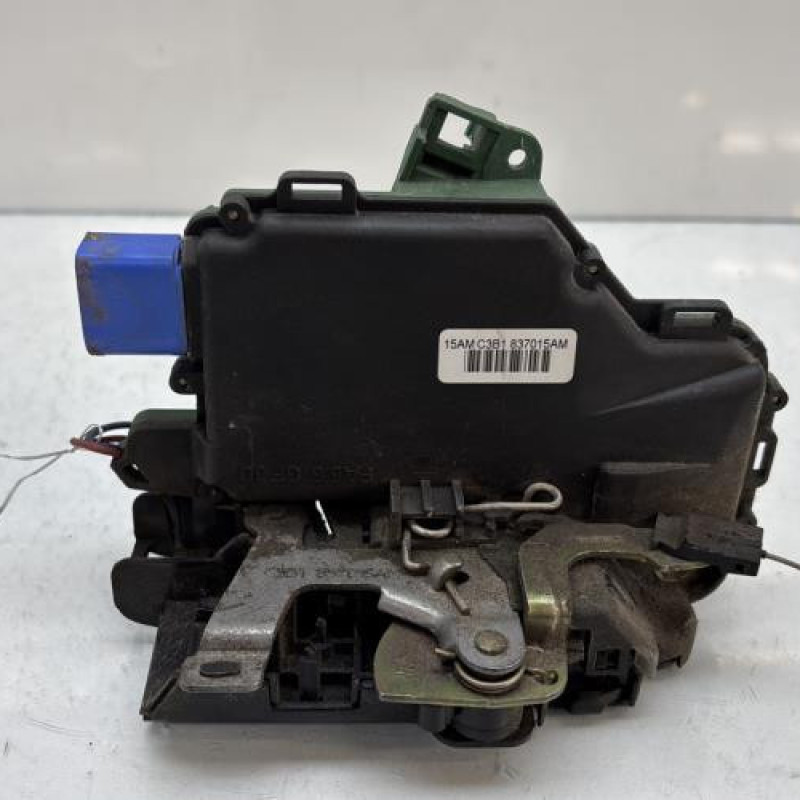 Serrure avant gauche SEAT IBIZA 3 Photo n°1