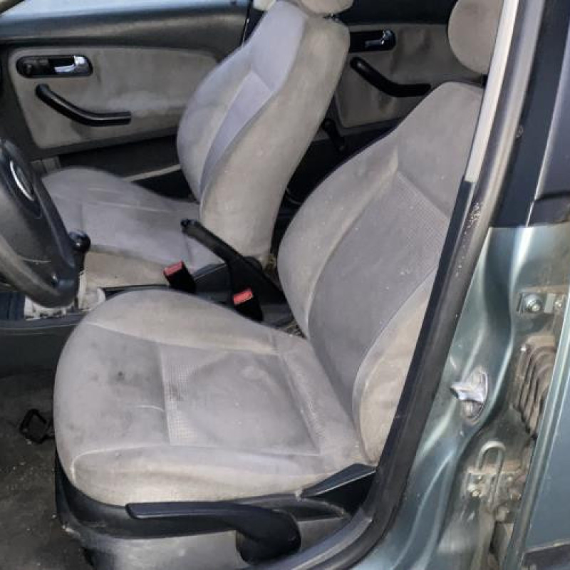 Serrure avant gauche SEAT IBIZA 3 Photo n°16