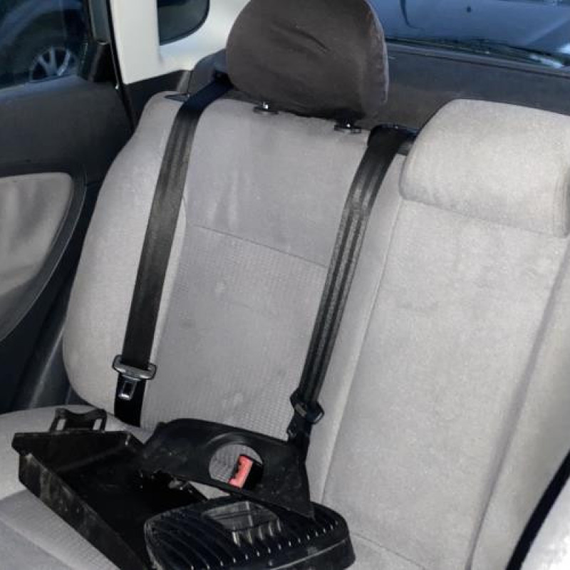 Serrure avant gauche SEAT IBIZA 3 Photo n°17