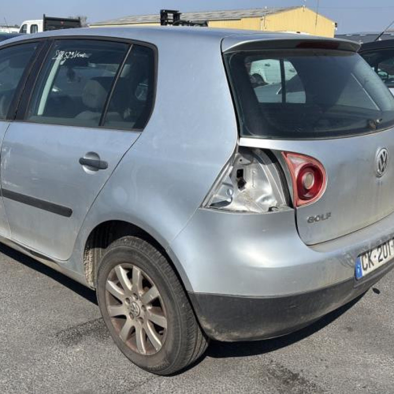 Poignee porte avant droit VOLKSWAGEN GOLF 5 Photo n°7