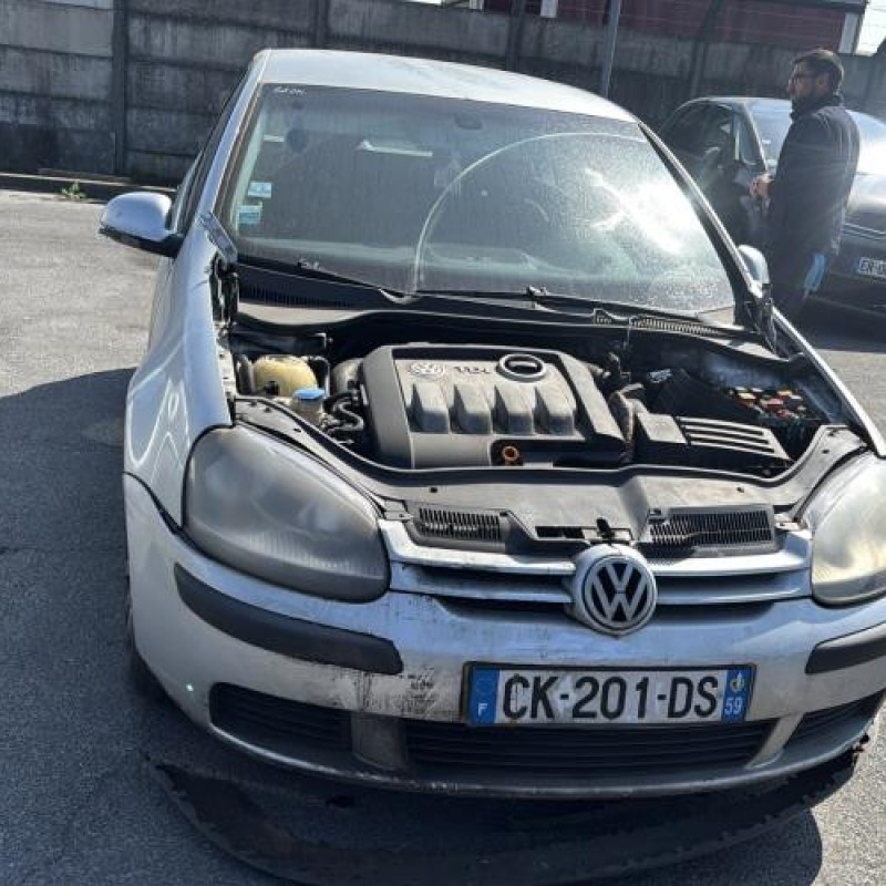 Poignee porte avant gauche VOLKSWAGEN GOLF 5 Photo n°11