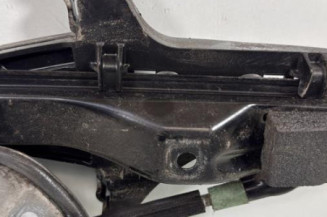 Leve vitre electrique arriere droit VOLKSWAGEN GOLF 5