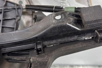 Leve vitre electrique arriere gauche VOLKSWAGEN GOLF 5