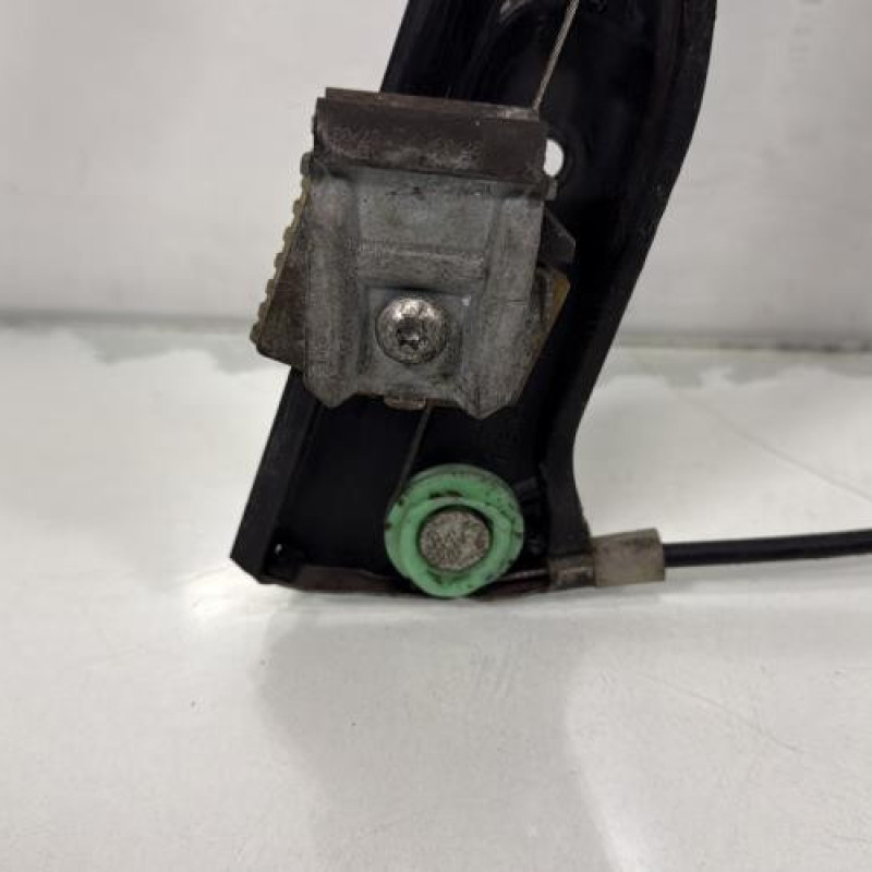 Leve vitre electrique avant gauche VOLKSWAGEN GOLF 5 Photo n°5