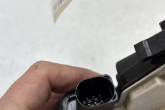 Serrure avant droit SEAT IBIZA 4