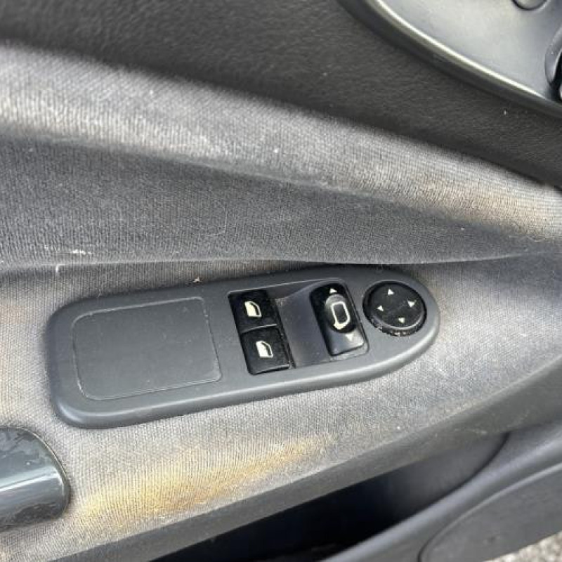 Poignee interieur avant gauche CITROEN C5 1 Photo n°13