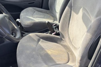 Poignee interieur avant gauche CITROEN C5 1