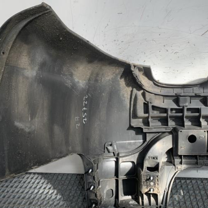 Pare choc arriere AUDI A4 2 Photo n°7