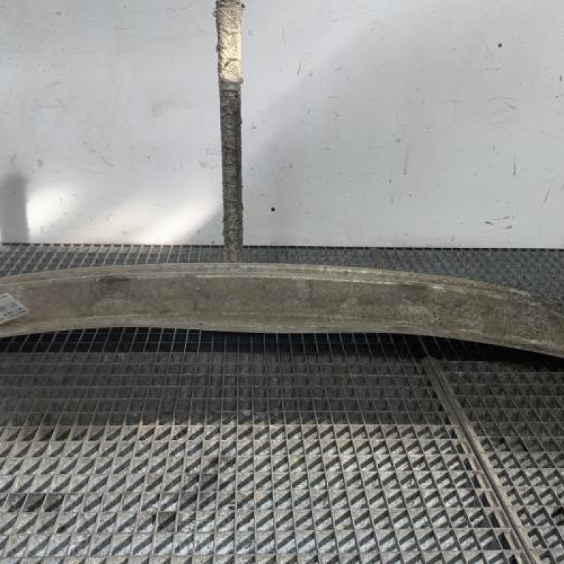 Renfort pare choc arriere (traverse) AUDI A4 2 Photo n°1