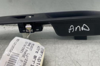 Interrupteur de leve vitre arriere droit PEUGEOT 5008 2