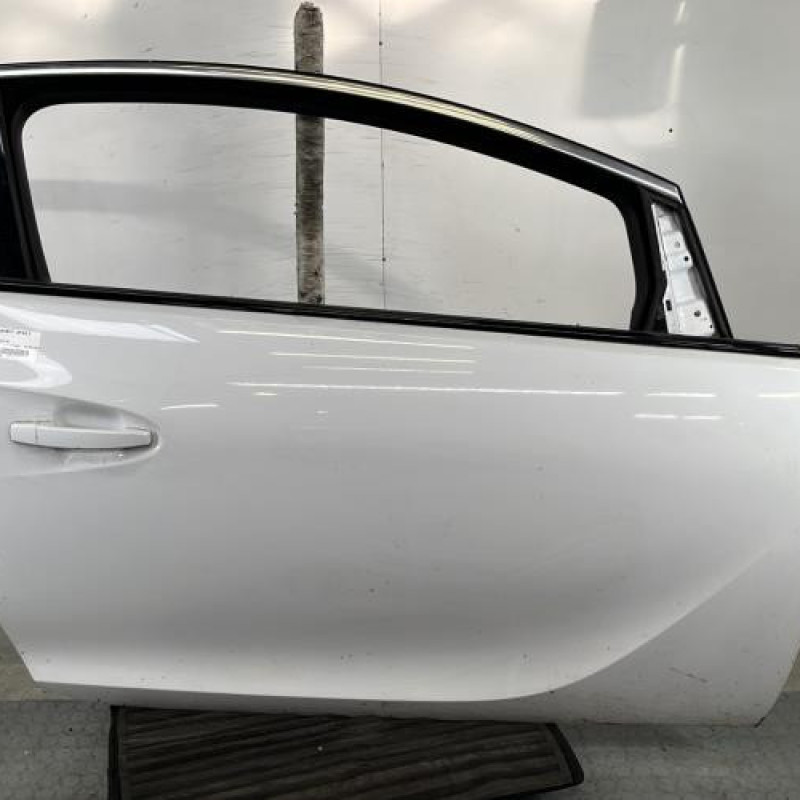 Porte avant droit OPEL ASTRA J Photo n°1