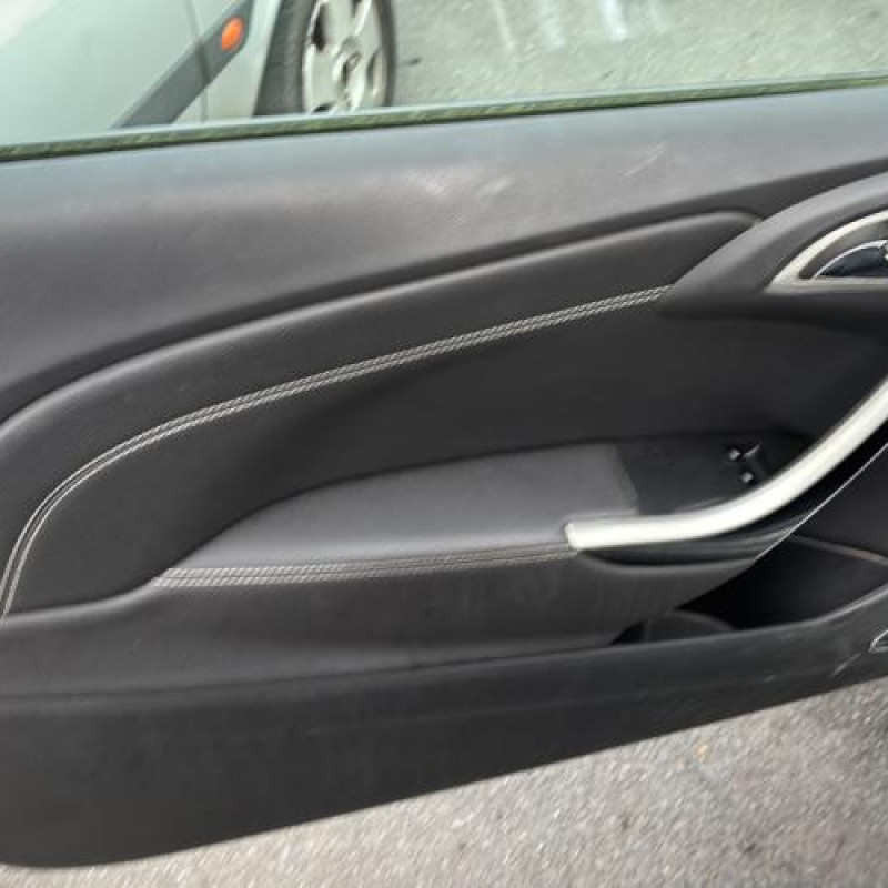 Trappe d'essence OPEL ASTRA J Photo n°14