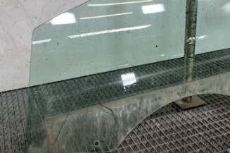 Vitre avant gauche OPEL ASTRA J