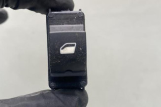 Interrupteur de leve vitre arriere gauche PEUGEOT 5008 2 Photo n°1