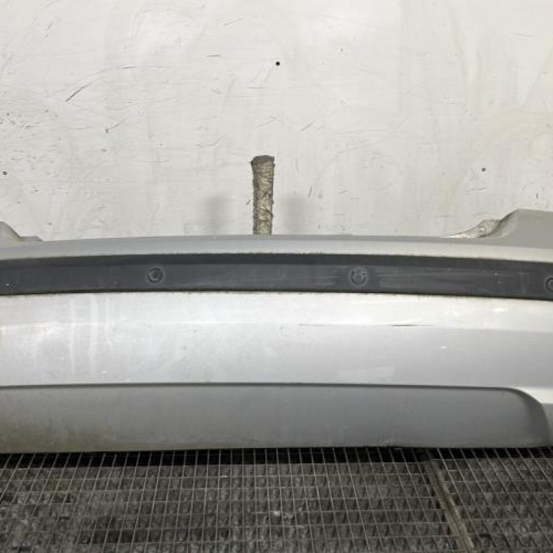 Pare choc arriere HYUNDAI GETZ Photo n°1