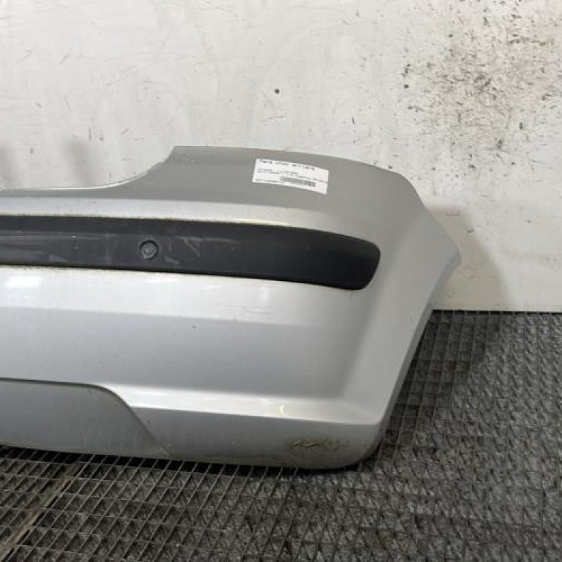 Pare choc arriere HYUNDAI GETZ Photo n°3