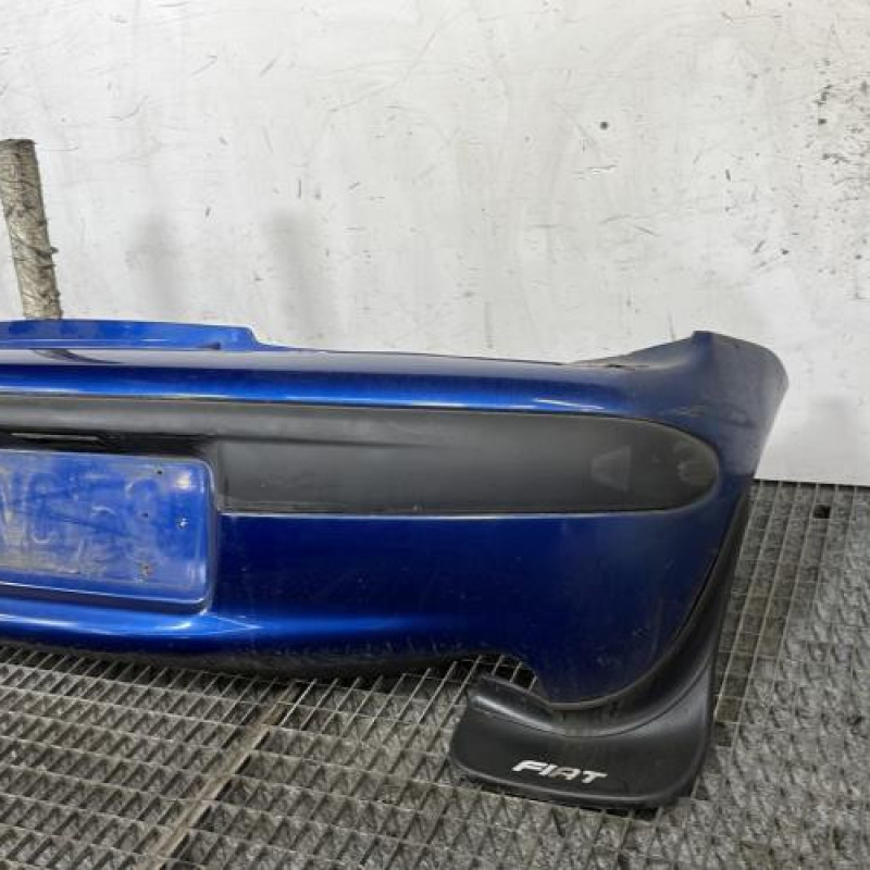 Pare choc arriere FIAT SEICENTO Photo n°3