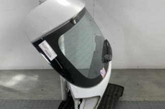 Malle/Hayon arriere KIA RIO 3