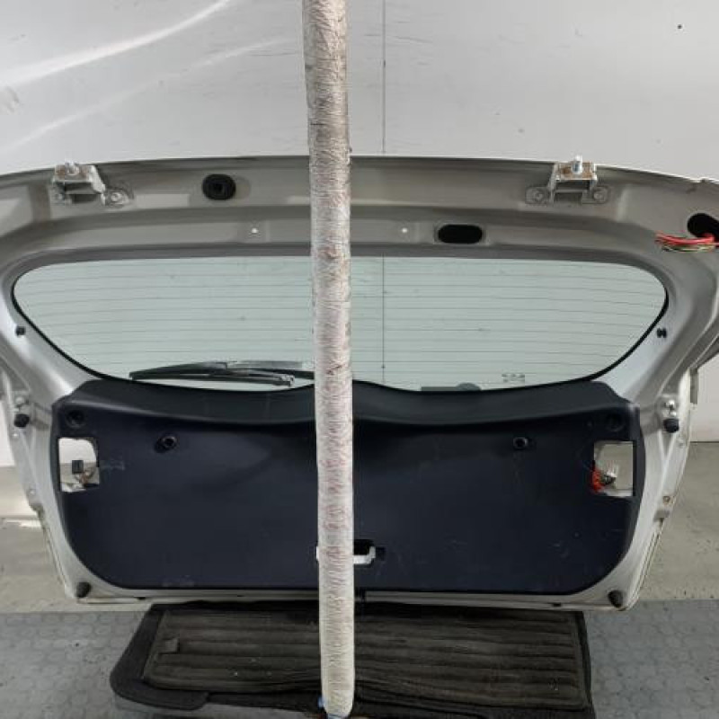 Malle/Hayon arriere KIA RIO 3 Photo n°4