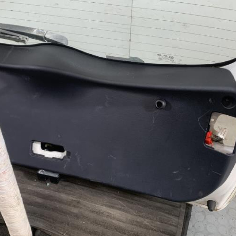 Malle/Hayon arriere KIA RIO 3 Photo n°5