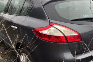 Pivot de moyeu avant gauche RENAULT MEGANE 3