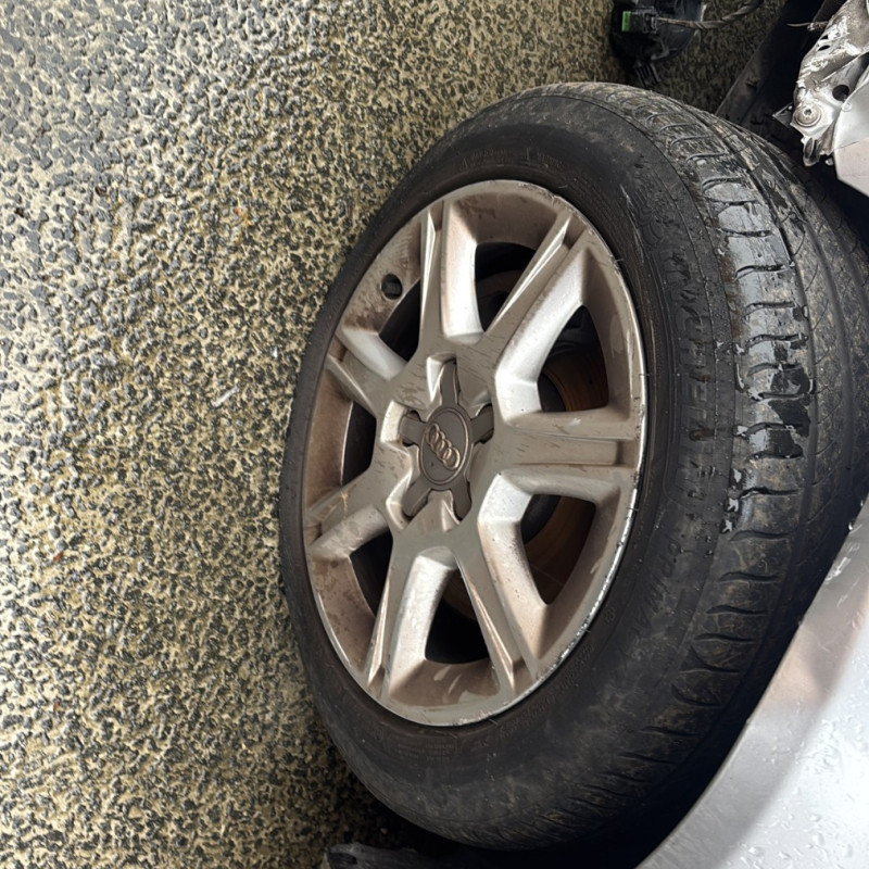 AUDI A3 2 SPORTBACK PHASE 2 2.0 TDI - 16V TURBO Photo n°23