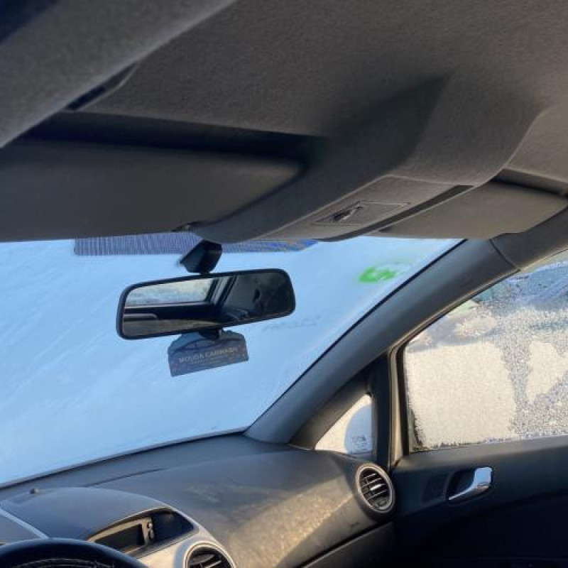 Custode arriere droit OPEL CORSA D Photo n°10