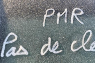 Custode arriere droit OPEL CORSA D