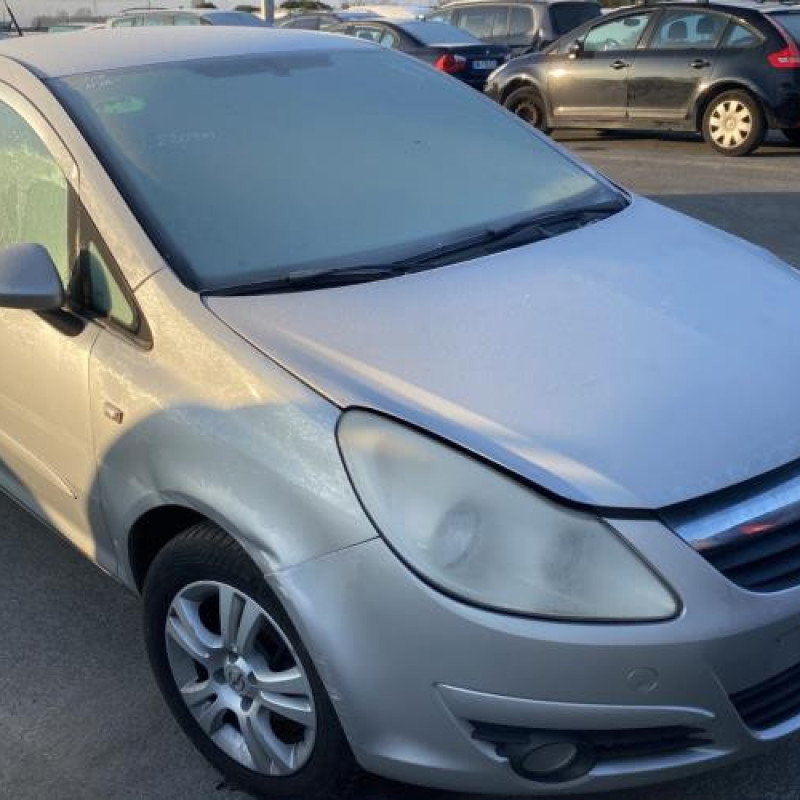 Custode arriere gauche OPEL CORSA D Photo n°2