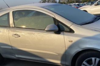 Custode arriere gauche OPEL CORSA D