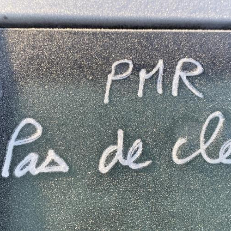 Custode arriere gauche OPEL CORSA D Photo n°16