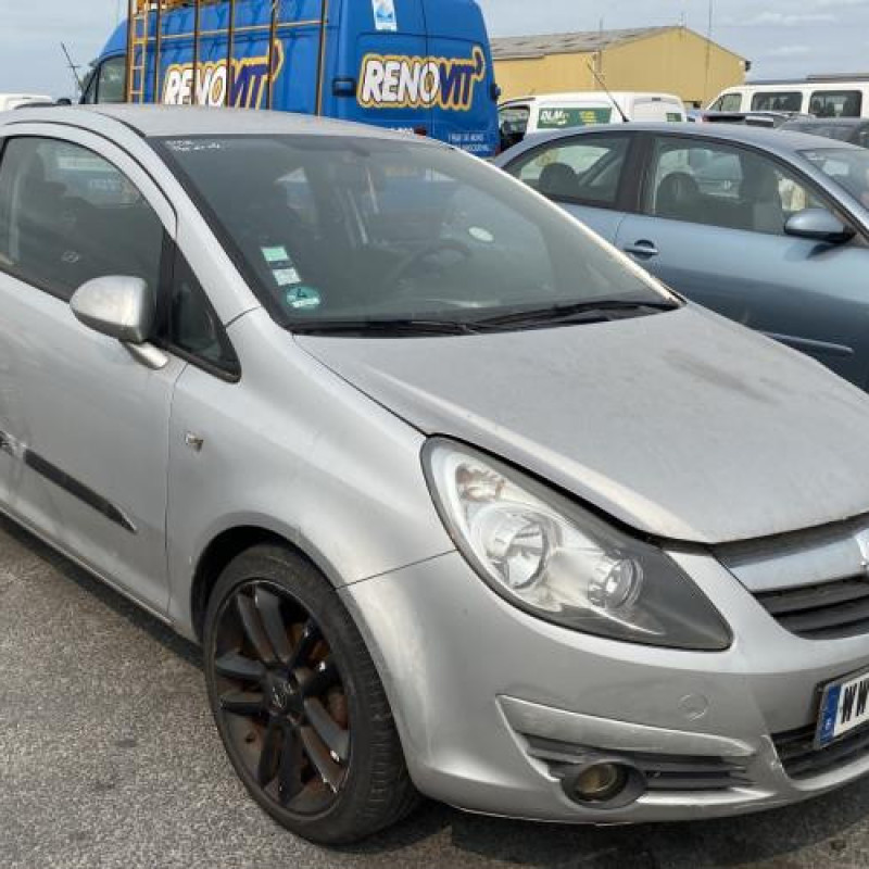 Custode arriere droit OPEL CORSA D Photo n°2