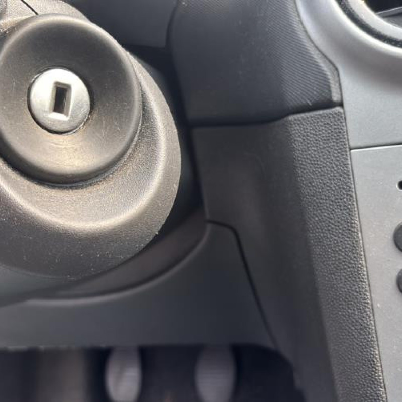 Custode arriere gauche OPEL CORSA D Photo n°16