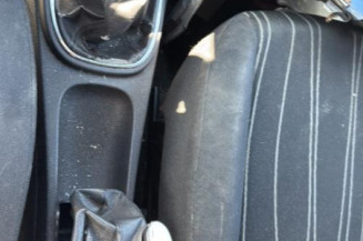 Feu arriere stop central OPEL CORSA D