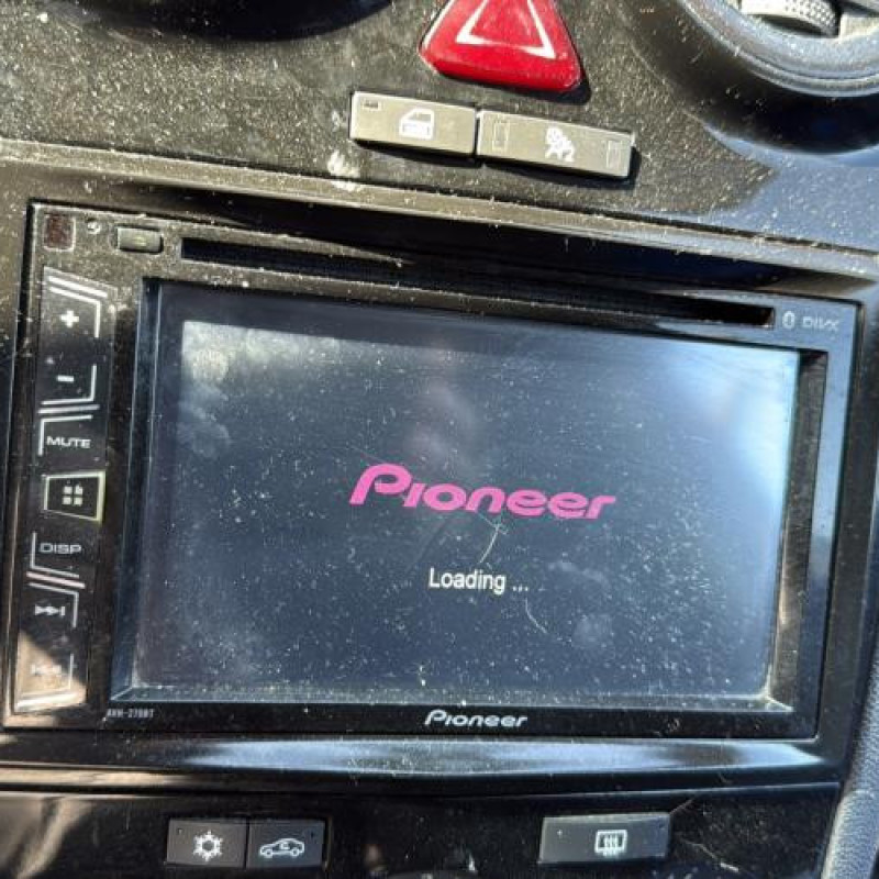 Feu arriere stop central OPEL CORSA D Photo n°15