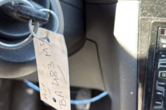 Feu arriere stop central OPEL CORSA D