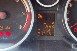 Feu arriere stop central OPEL CORSA D